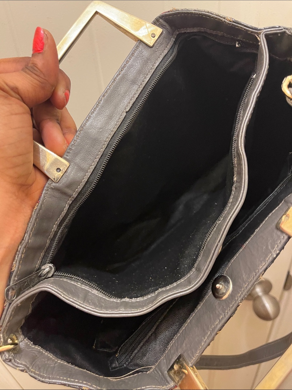 Varon Vintage please check all picture of condition - Picture 15 of 17